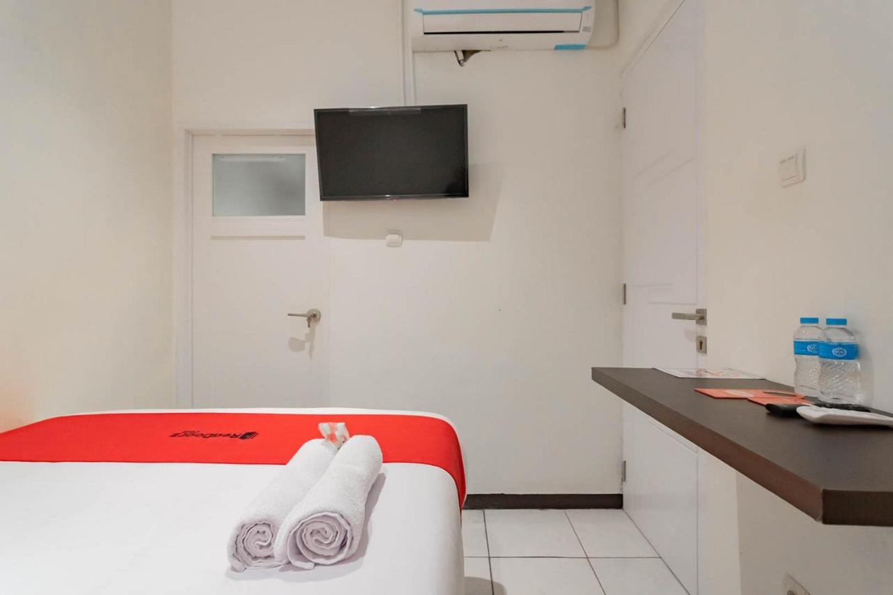 Reddoorz Plus @ Pakuan Residence Tajur Bogor Dış mekan fotoğraf