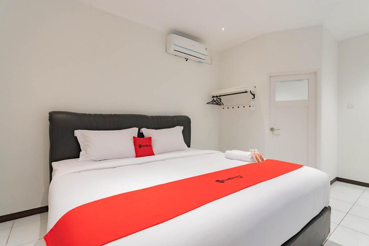 Reddoorz Plus @ Pakuan Residence Tajur Bogor Dış mekan fotoğraf